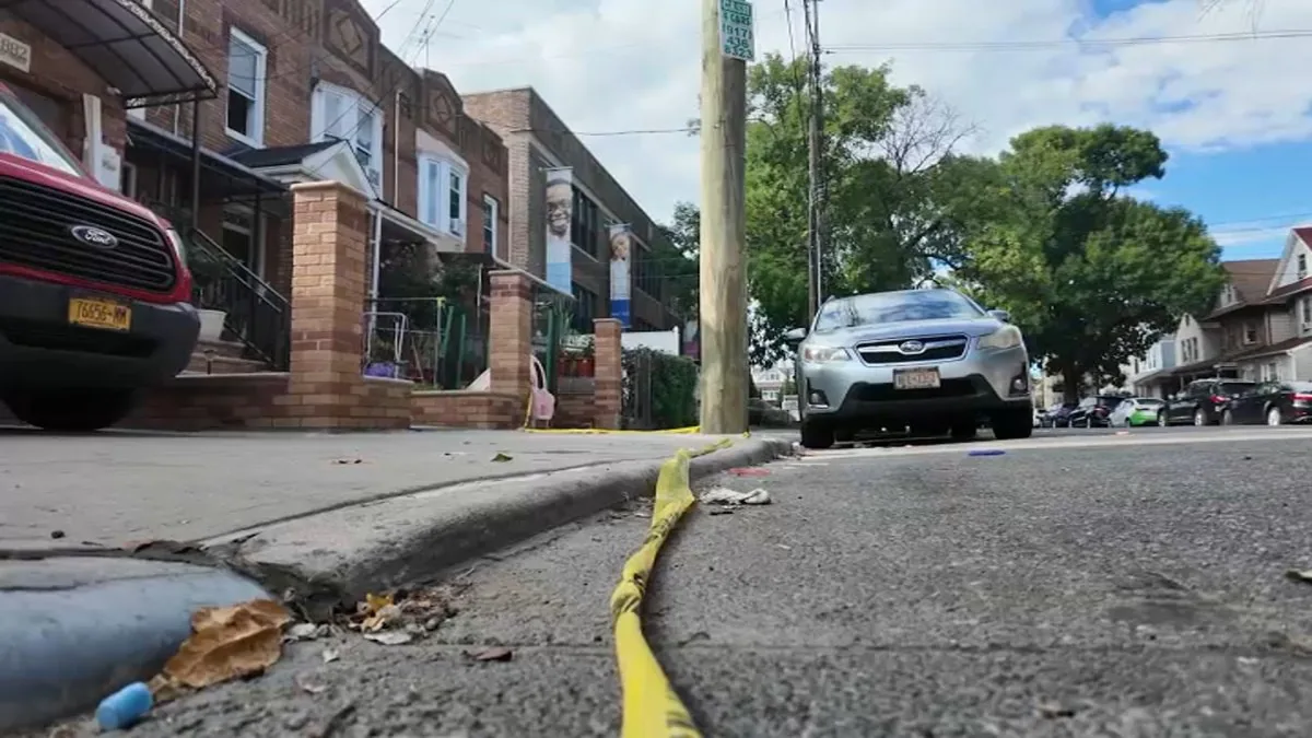 Crime scene tape outside 882 Albany Ave. in Brooklyn after a fatal stabbing